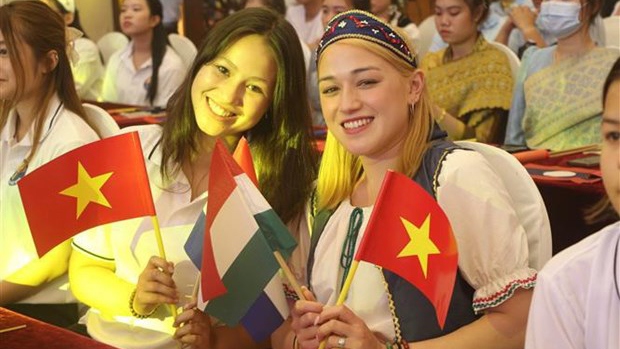 Annual summer camp for overseas Vietnamese youngths launched in Nghe An